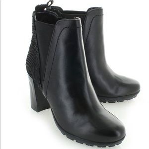 CARMELA FOOTWEAR Botín Sra Piel Negro